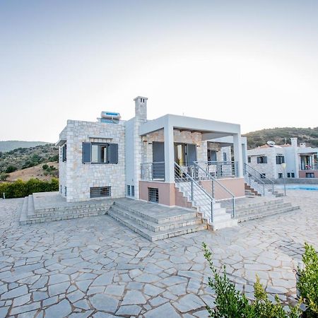 Raise Luxury Villas With A Great Sea View Of Astros Орини Мелигу Экстерьер фото