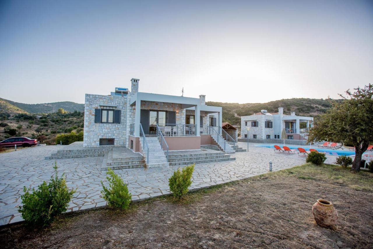 Raise Luxury Villas With A Great Sea View Of Astros Орини Мелигу Экстерьер фото
